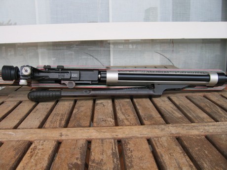 Buenos días.
Vendo carabina Anschutz Superair 2002, calibre 4,5, precio 300 €
En el precio está incluído 11