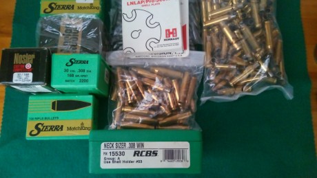 Pongo a la venta este lote de accesorios para la recarga del calibre 308 W.
Vendo el lote completo, no 00