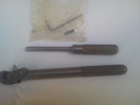 Extractor de fulminantes Berdam.
53 Euros, portes incluidos 00