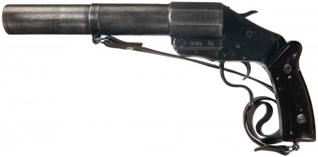 Hace unos días encontré por casualidad en una web extranjera un arma a la venta que hacía muchos años 10