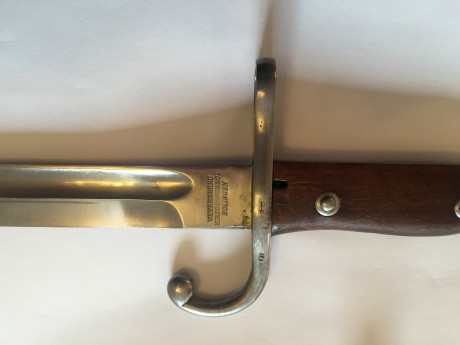 Vendo una Bayoneta Argentina modelo 1909. Estado impecable, numeros funda bayoneta coincidentes, Fabricada 00