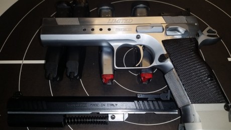 VENDO Pistola Tanfoglio Limited 9PB.
INCLUYE:

Kit del 22LR original. 
Equipo de recarga LEE de tres estaciones 02
