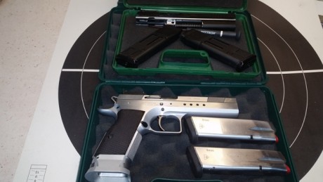 VENDO Pistola Tanfoglio Limited 9PB.
INCLUYE:

Kit del 22LR original. 
Equipo de recarga LEE de tres estaciones 00