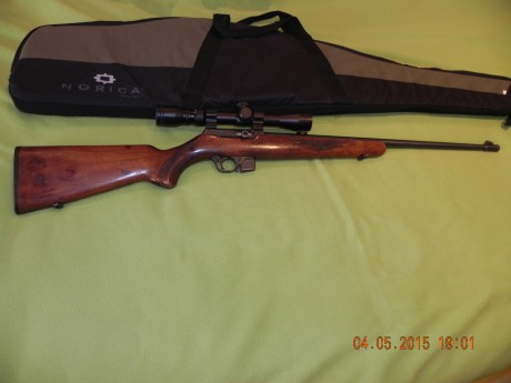 Vendo carabina BRNO del semiautomática del 22Lr. con cargador para 8 cartuchos.
 EXTRAS, mira telescópica 01