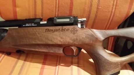 Daystate airwolf .22 
1 adaptador monotiro
1 cargador multitiro
1 estuche rigido
Moderador reflex daystate 00