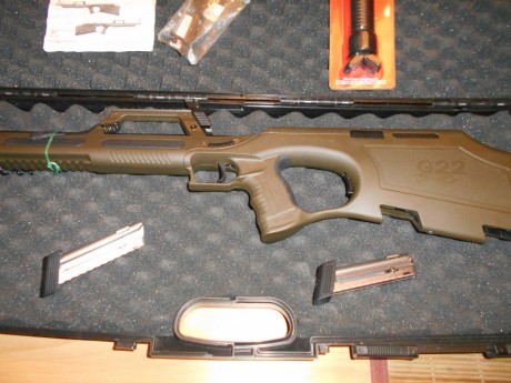 Walther G22 MILITARY
Carabina semiautomática en calibre 22 LR, con una culata sintética tipo “bullpup”,con 41