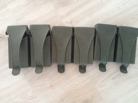 Bueno pues después de una mudanza aparecen cosas que sobran y pongo en venta/cambio
-- 3 fundas dobles 01