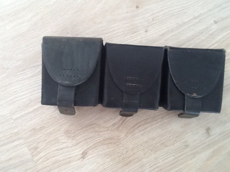 Bueno pues después de una mudanza aparecen cosas que sobran y pongo en venta/cambio
-- 3 fundas dobles 00