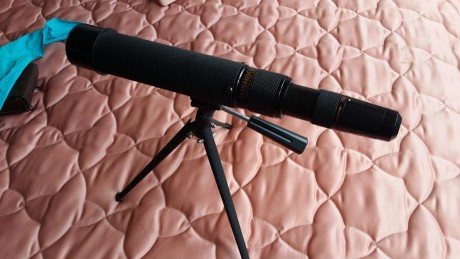 Vendo telescopio de tiro Bushnell  aumentos variables 15- 45 X 50 con tripode. 50 euros Telescopio BUSHNELL 00