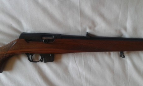 Muy a pesar mio Vendo BRNO 511 del 22 Semiautomatica.....200 euros, muy poco uso, el arma esta en Malaga, 02