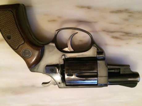Se vende revolver astra cadix de 2 pulgadas , soy el segundo dueño , el anterior dueño trabaja en hacienda 20