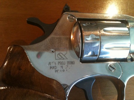VENDIDO
Pues eso, vendo este revolver en perfecto estado como se puede apreciar en las fotos

Modelo: 20