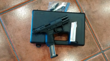 Antigüedad Junio 2014
Calibre 22 LR
175,00  €, portes a cargo del comprador,   no cambios   00