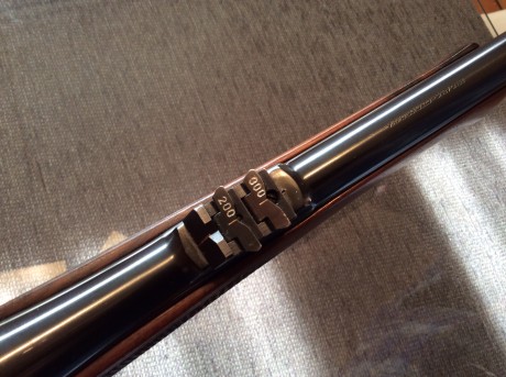 Vendo rifle con madera al aceite , cubrepunto tipo Holland , anilla portafusil , alza librillo , gatillo 00