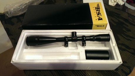 Vendo visor BSA de 36x40mm. Target Scope con monturas para carabina, para ben rech
solo montado 1 vez, 10