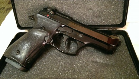 Vendo pistola de fogueo EKOL en perfectas condiciones, está completamente nueva en su caja original.
la 01