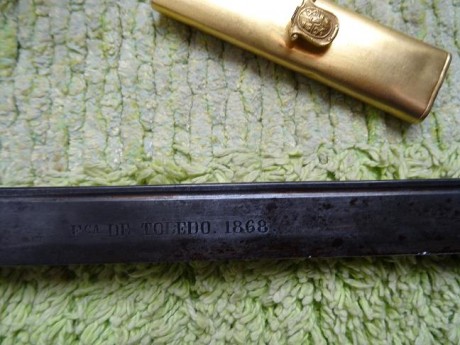 Saludos!!!!...acabo de adquirir una espada de ceñir Mod.1844 para suboficiales de la Guardia Civil.
Aunque 01