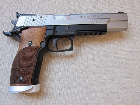 a la venta mi magnífica y más que cuidada pistola 9 mm. parabelum de 6", diseñada por la prestigiosa 11