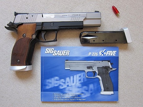 a la venta mi magnífica y más que cuidada pistola 9 mm. parabelum de 6", diseñada por la prestigiosa 30