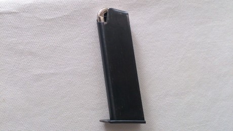 Hola, vendo cargador en excelente estado para la pistola Star BM-BKM del calibre 9mm Parabellum. Está 01