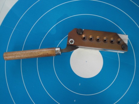 Vendo turquesa de seis cavidades para calibre 40 S&W. Hace puntas de 180 grains. Por haber dejado 02