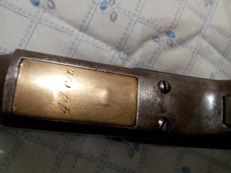 Winchester de repetición modelo 1873. Su cañón es octogonal y este es el modelo deportivo, tiene capacidad 12