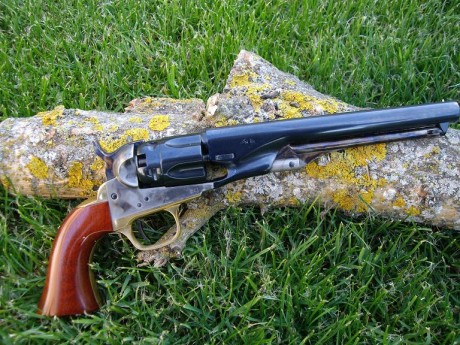  IMGP8658.JPG DE NUEVO pongo al aventa este revolver POLICE 1862   calibre 36 5 disparos  regalo 100 bolas 00