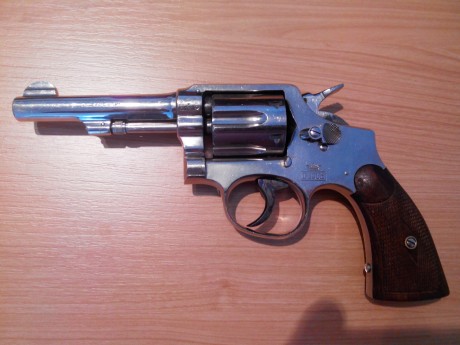 Saludos,

Vendo estas dos armas:

FN1910 cal 9 Corto. En muy buen estado, funciona perfectamente. Pavon 00