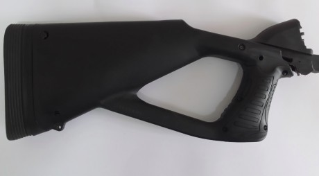 Buenas, pongo a la venta para las escopetas Mossberg 500 y Maverick 88 las siguientes culatas y guardamanos. 21