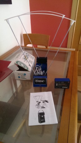 Vendo cronógrafo Krony Beta Master sin estrenar, está intacto 
el Krony está en Valencia, precio 115€.
se 00