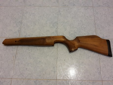 Vendo culata original nogal para tx200, 
140€.


Saludos. 00
