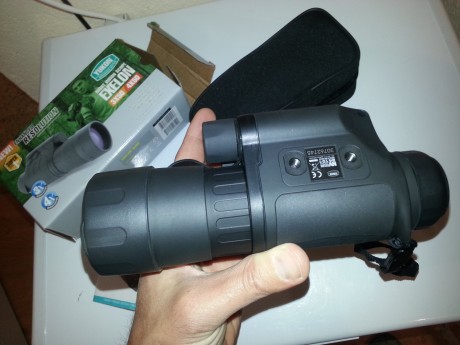 Vendo monocular nocturno Yukon gen1+ en perfecto estado, no se ha usado nunca, lo compré y quedó guardado 00