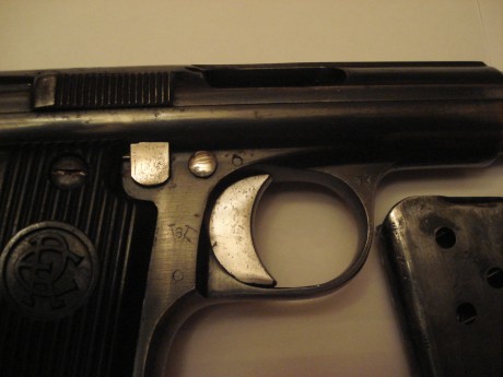 Hola a todos.
Como algunos ya sabeis,estoy quitándome desde hace algún tiempo mis armas de colección y 10