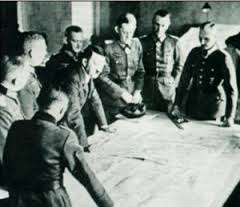 Falsos, pero posibles maravillas Cada día me quedo sorprendido de las mentes calenturientas que hay por el mundo y que disfrutan con el 11