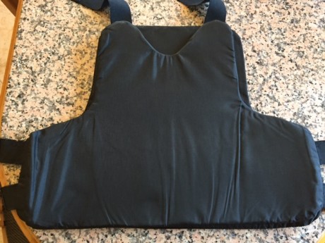 Hola

Vendo el chaleco corrservic TC10 de la talla M, digo M porque es la que gasto de camiseta.

ESTA 01