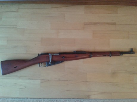 hola a todos, pues voy anunciar aquí mi mosin nagant original ruso, coinciden todos los numeros de serie 02