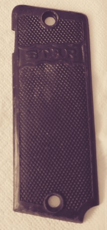 Se vende cacha izquierda (lado boton retenida del cargador) para la pistola Star 1926 llamada modelo policia, 00
