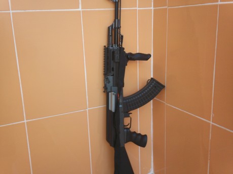 vendo ak de jing gong,como nuevo sin ninguna partida,solo usado en el garaje de mi casa,tira a 440fps
se 32