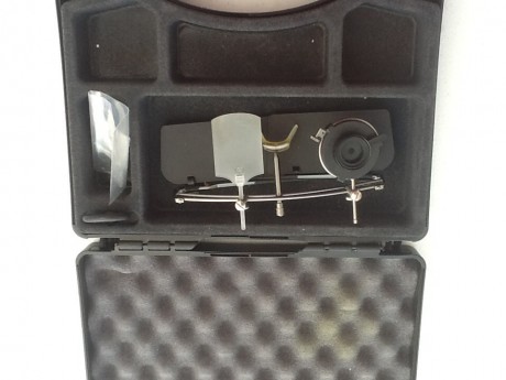 Vedo gafas knobloch k1 completas, con diopter , tapaojos , pantallas laterales y estuche original.
Su 01