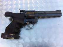 Un compañero del tiro vende esta joya manurhin del 38
pide 1000€ con portes pagados 
Tl. 639925007 danifl66@hotmail.com 00