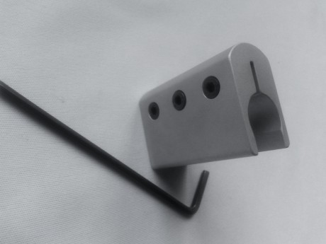 Disponible contrapeso para el revólver Smith & Wesson mod. 14 (el afamado K38).
Mecanizado en aluminio 20