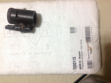 Pues he adquirido una carabina Anschutz de segunda mano para utilizarla en F Class .
Trae una serie de 00