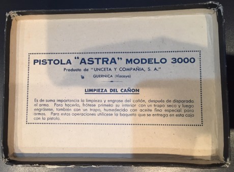 Buenas, 

Pongo a la venta una Astra 3000 del año 1946, calibre 9 corto en muy buen estado, con su caja 02