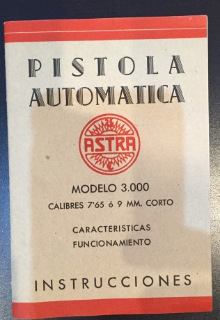 Buenas, 

Pongo a la venta una Astra 3000 del año 1946, calibre 9 corto en muy buen estado, con su caja 01