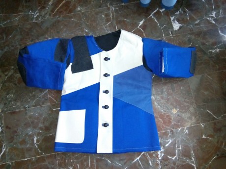 completamente nueva, sin estrenar. para tirador diestro, de la talla 54.
vendo por 115€ gastos incluidos 00
