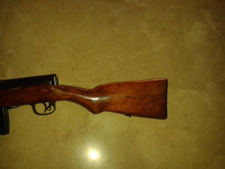 Vendo un Tokarev SVT 40 del año 1941 del arsenal de TULA (la estrella) lleva incorporado de fabrica los 10