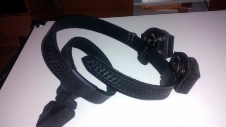Buenas, pongo a la venta esta maravilla de pistola, una cz shadow con el disparador afinado y menos de 01