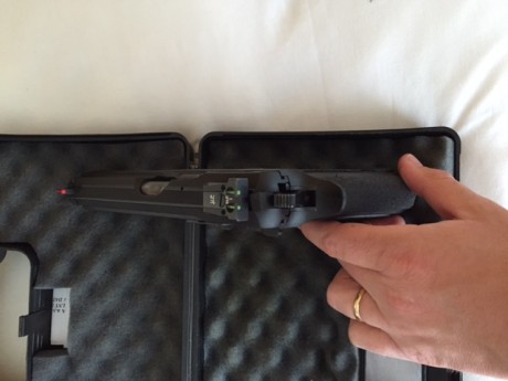    VENDIDA   

 SE PUEDE CERRAR 

Hola

Por nuevo proyecto, vendo la pistola con la que empece en IPSC

es 41