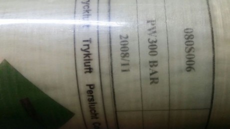 Vendo botella fibra carbono de 2 litros.
Homologación CE a 300 bares + estacion Leicester 300 bares.
250 30