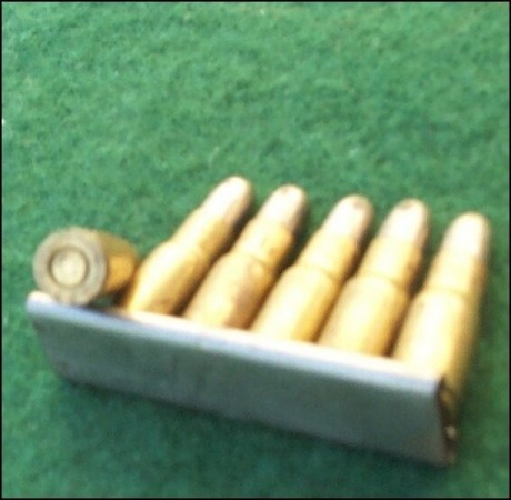 Pues eso, busco un par de peines para esta pistola.

a ver si alguien tiene alguno 

 :birra^: 31